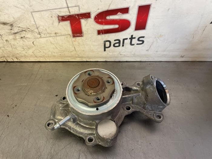 Pompe à eau d'un Audi RS5, -, 3 mois de garantie, Audi, Utilisé