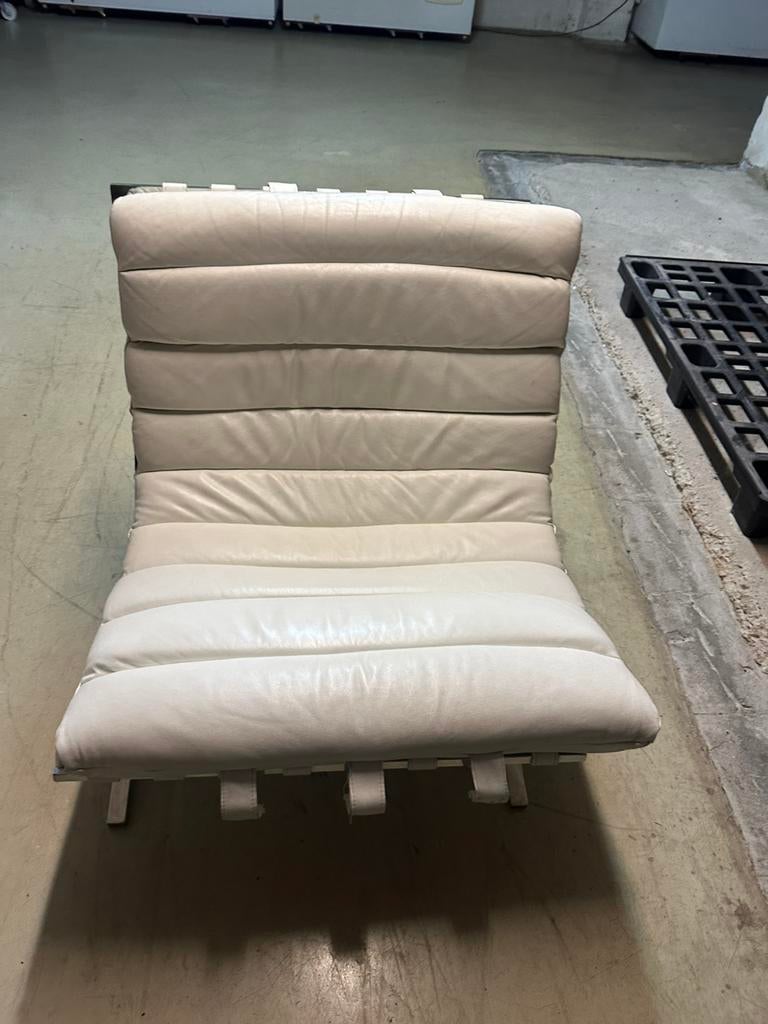 Barcelona chair Replica, Ophalen, Zo goed als nieuw, Wit