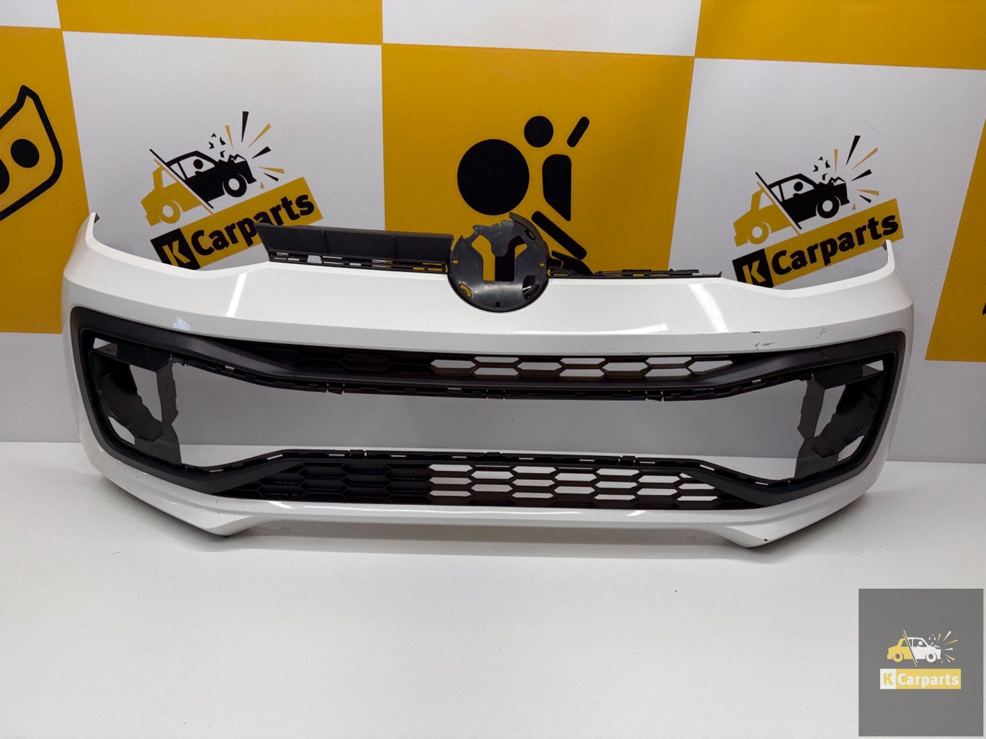 VW VOLKSWAGEN UP Facelift VOORBUMPER 2016-2024 1S0807221F, Gebruikt, Volkswagen AG, Vw@volkswagen.de, Bumper