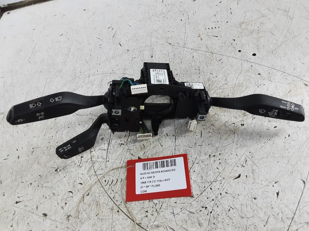 SCHAKELAAR Audi A3 Sportback (8YA) (01-2019/-) (82A953521GE), Gebruikt, Mevr. I. Hauben, Audi, Rue de l'Espoir 34 34
4030  GRIVEGNÉE, BE