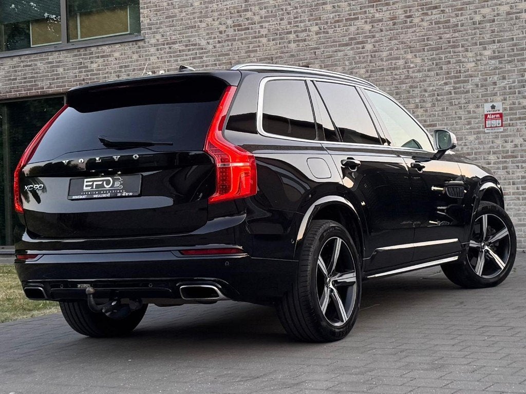 Volvo XC90 T8, 4 roues motrices PHEV R-Design, 7 véhicules, Autos, XC90, Cuir et Alcantara, Achat, Euro 6