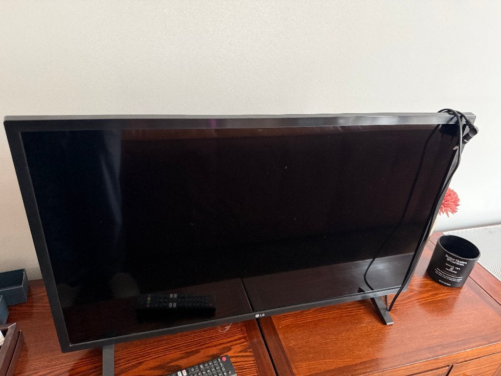 Écran plat LG 32", Audio, Tv en Foto, Televisies, Ophalen, Zo goed als nieuw, Full HD (1080p), LG