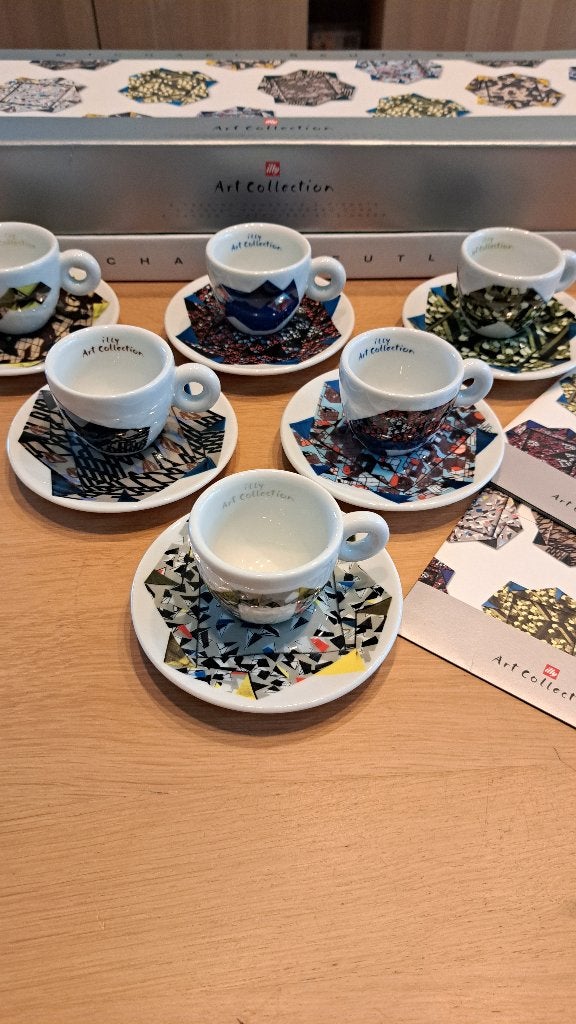 illy espressoset Michael Beutler uit 2007, Collections, Porcelaine, Cristal & Couverts, Enlèvement, Neuf, Porcelaine, Tasse et/ou soucoupe