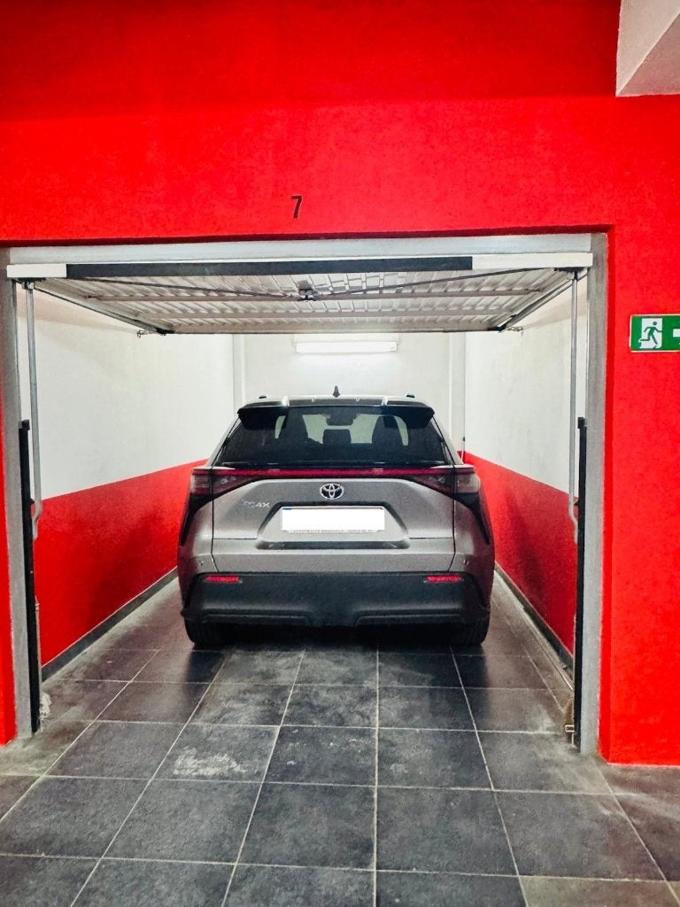 Garage fermé à louer - Bruxelles (Anderlecht), Bruxelles
