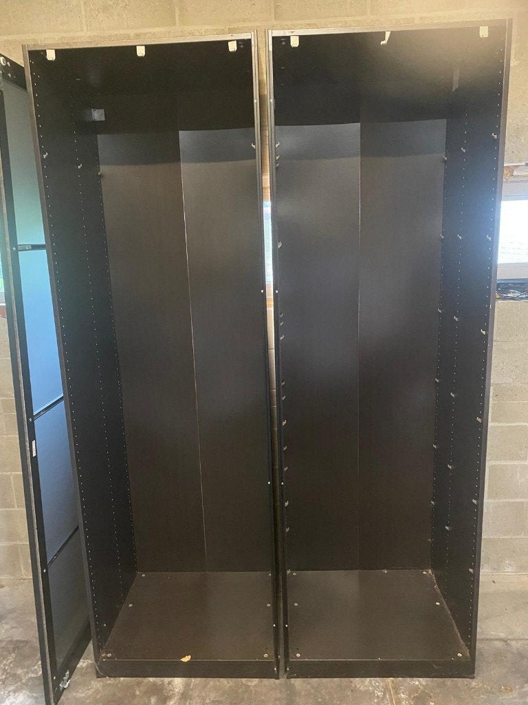 Moderne slaapkamerkast met schuifdeuren, Ophalen, Gebruikt, Met plank(en), 200 cm of meer