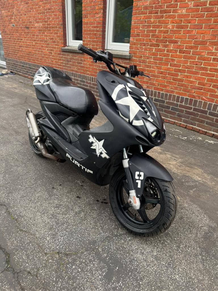 Aerox 70cc - B klasse, Fietsen en Brommers, Scooters | Yamaha, Zo goed als nieuw, Aerox, Ophalen of Verzenden
