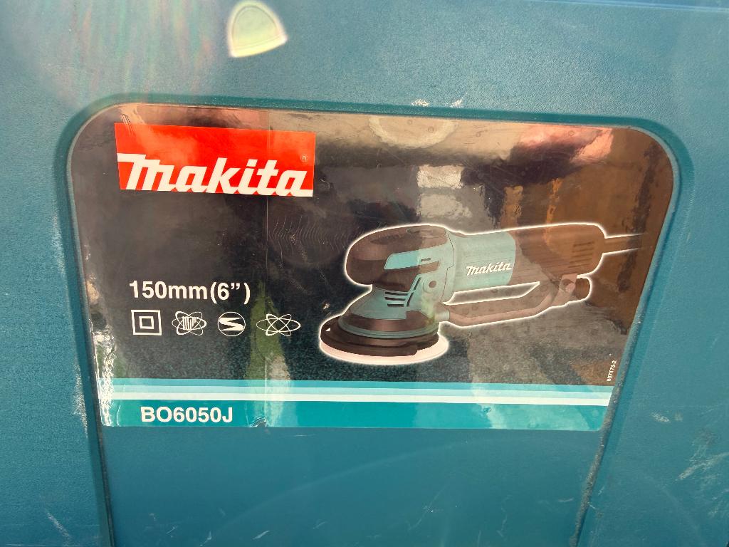 Makita schuurmachine voor onderdelen, Ophalen, Gebruikt