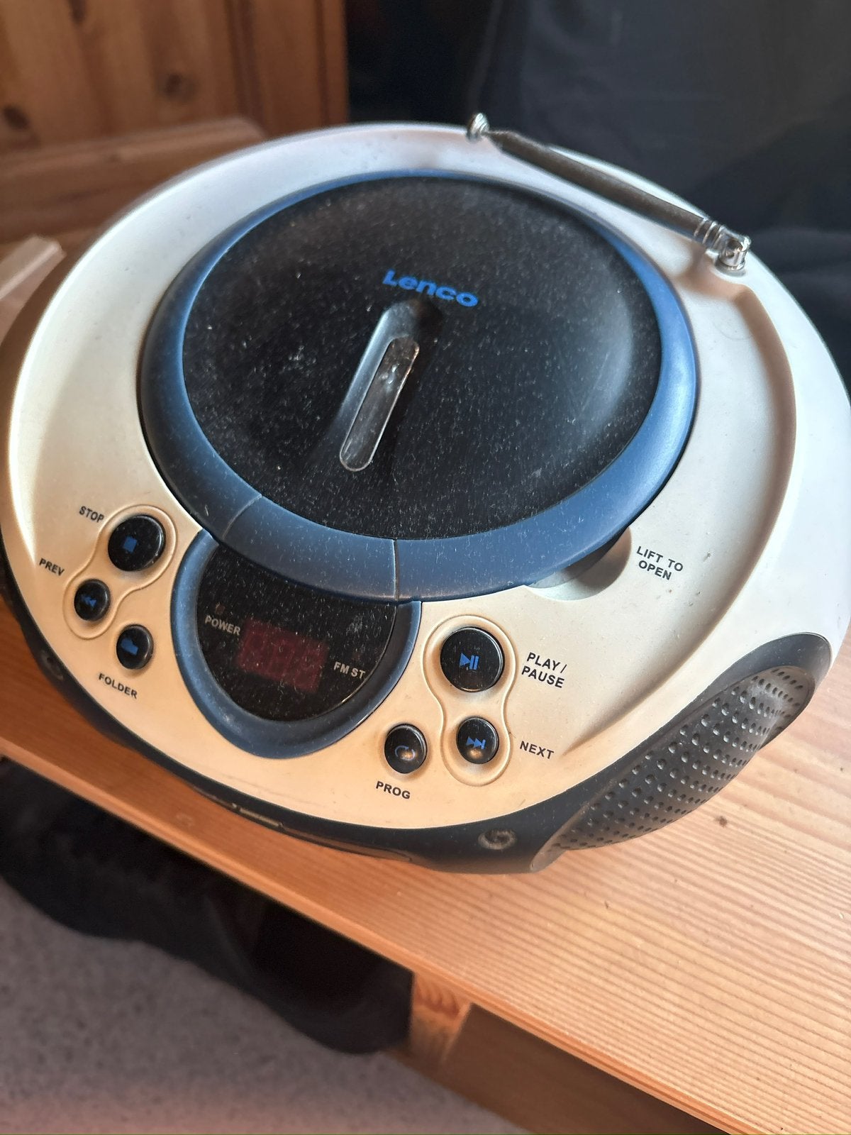 Radio Lenco, Ophalen, Zo goed als nieuw, Radio