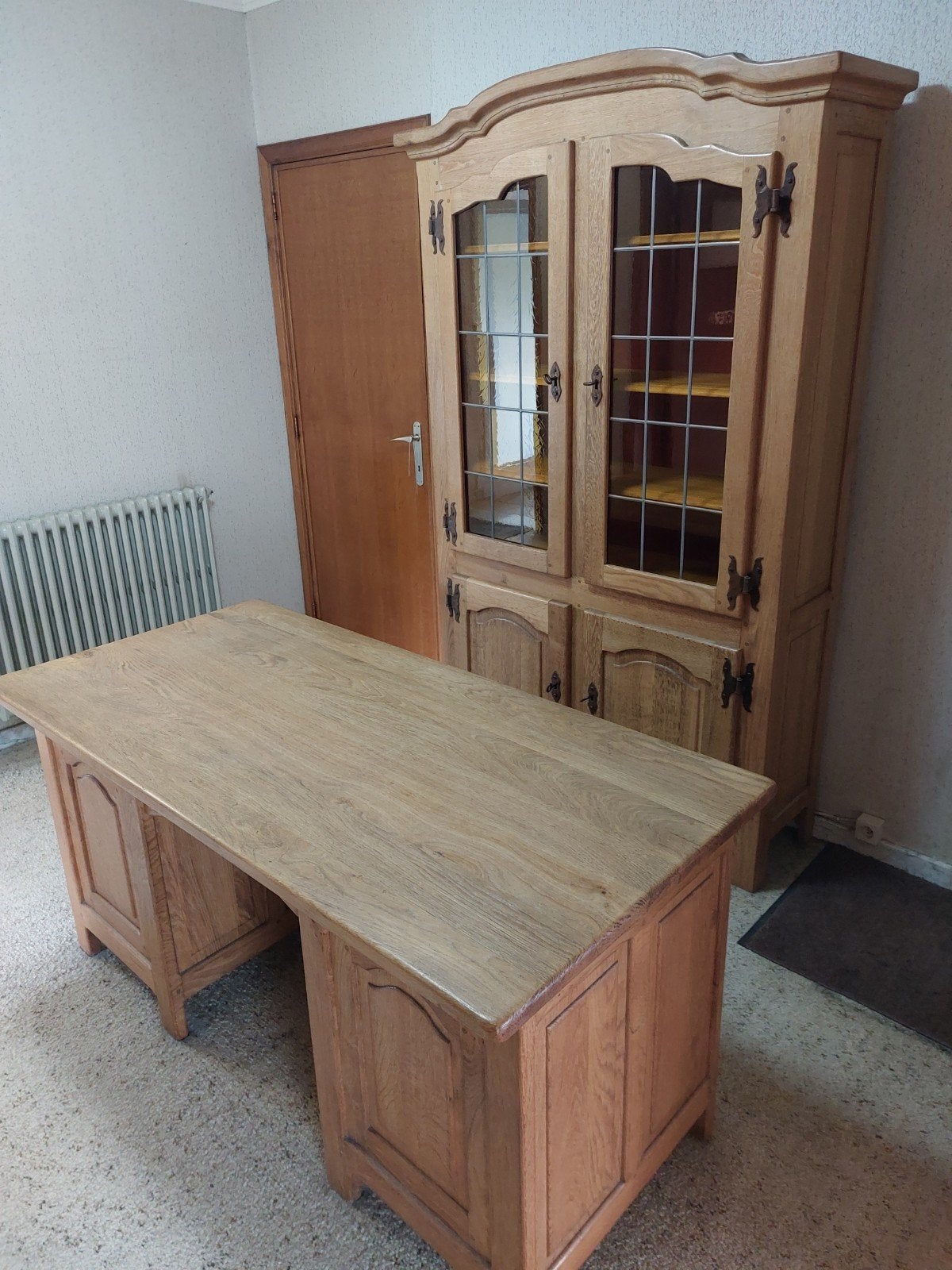 Eiken bureau met boekenkast, Huis en Inrichting, Bureaus, Ophalen