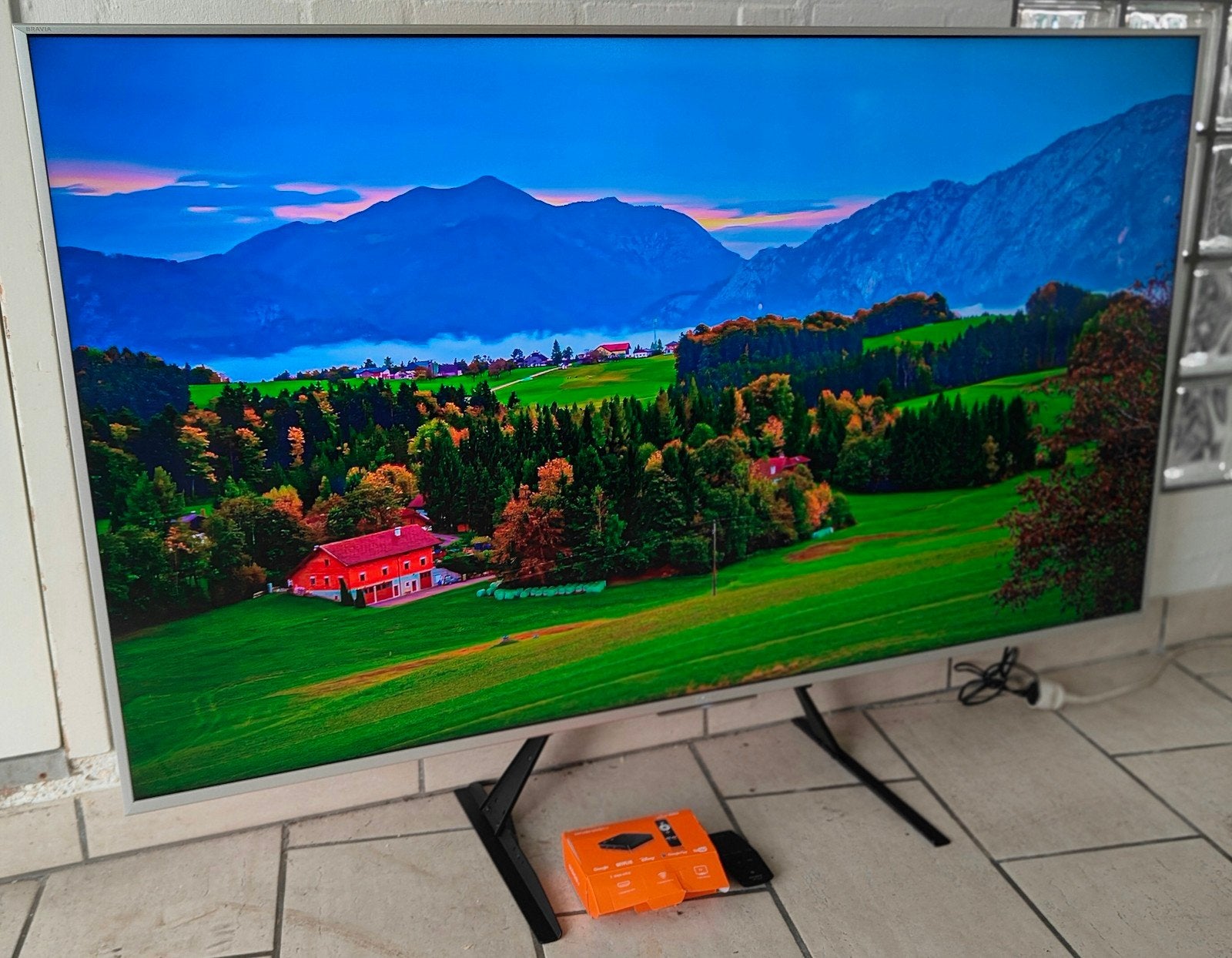 Sony Bravia 4K UHD 100HZ 165cm 65 inch +Android box luxe mod, Audio, Tv en Foto, Televisies, Ophalen, LED, Zo goed als nieuw, 100 Hz