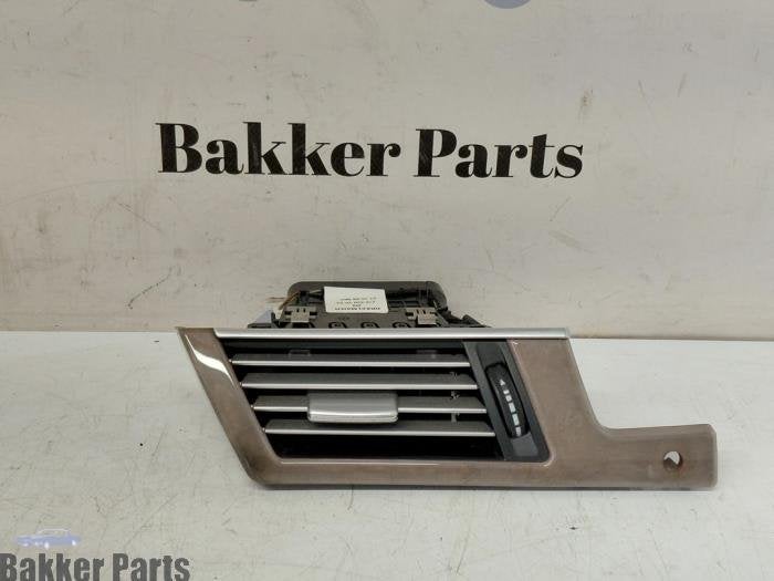 Grille aération tableau de bord d'un Mercedes E-Klasse, -, 3 mois de garantie, Utilisé, -