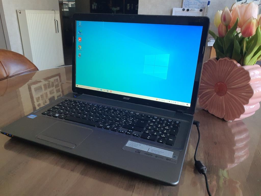 Acer aspire E1-771 Intel i3 ssd256 win10, Ophalen