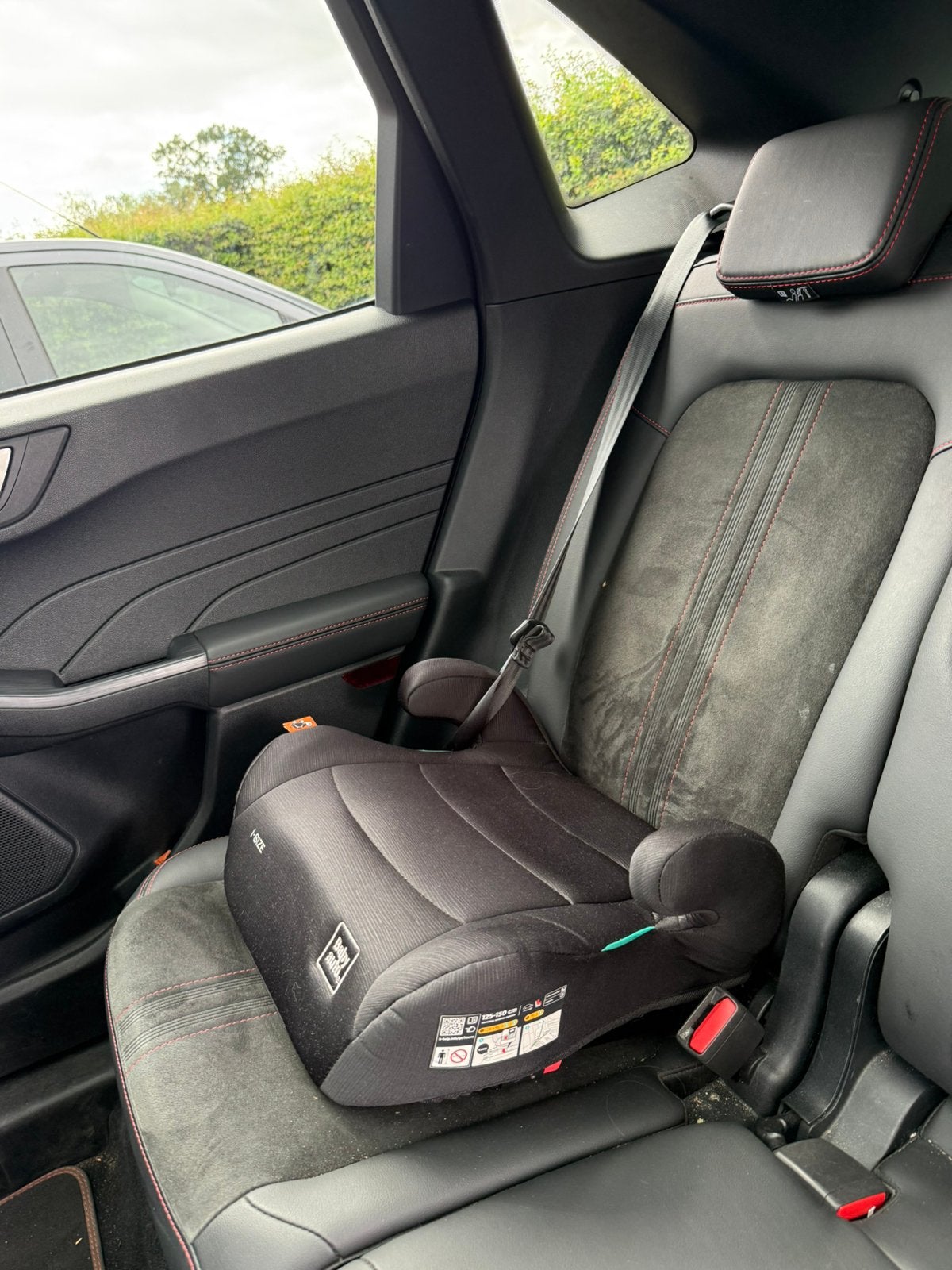 Stoelverhoger auto Babyauto Boosterzit Nauna Iso Fix Black, Kinderen en Baby's, Autostoeltjes, Autogordel, 22 t/m 36 kg, Zo goed als nieuw