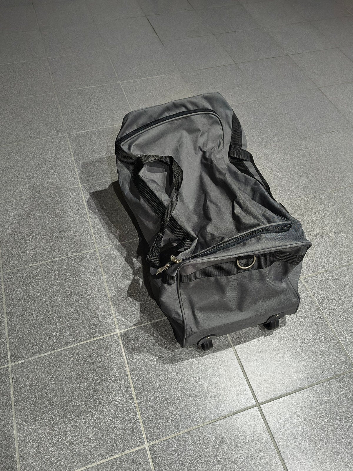 Reistas , sportzak op wieltjes, 40 tot 60 cm, 30 cm of meer, Wieltjes, Ophalen