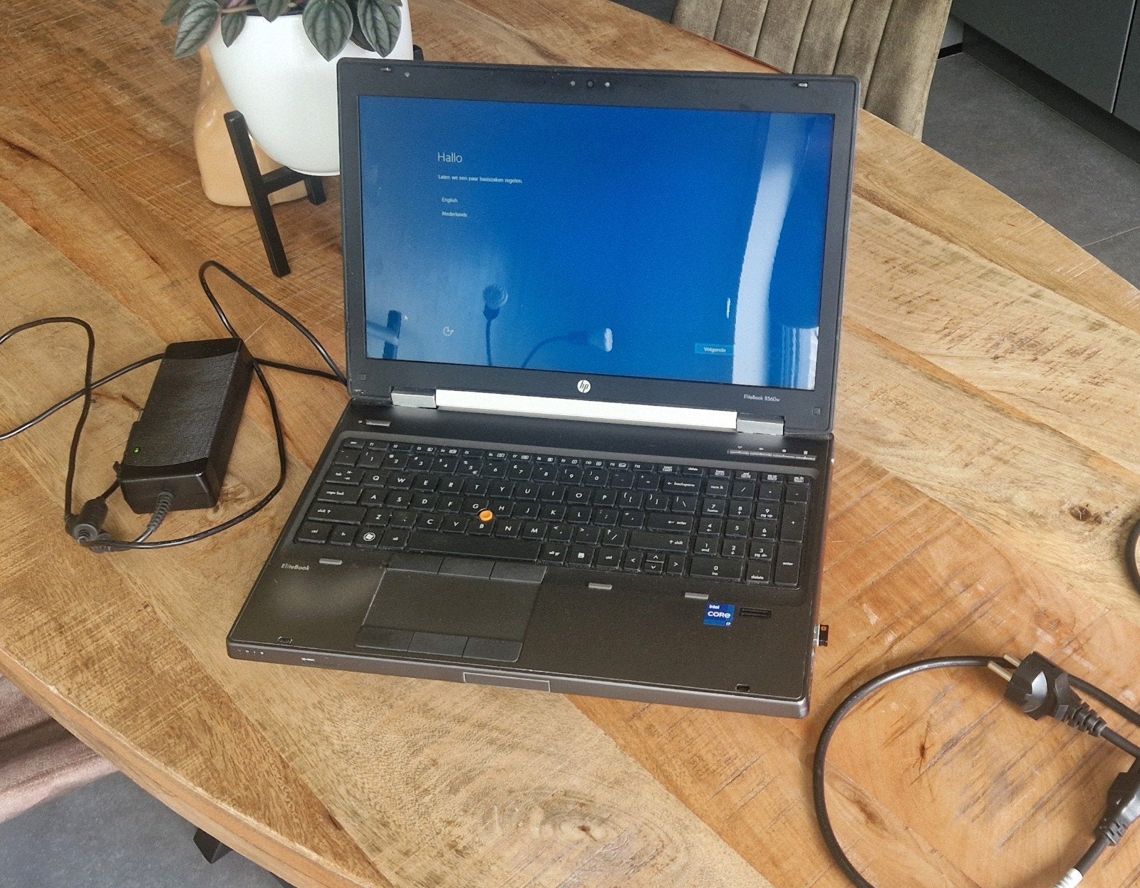 HP EliteBook 8560w 240Gb SSD win10, 256 GB, 8 GB, Hp elitebook, Utilisé