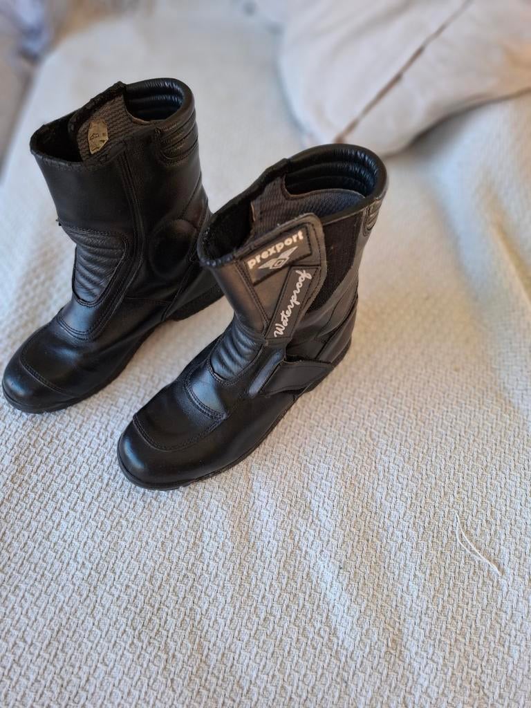 Motto botes mt 40 aar keer gedragen met uitneembare zool, Motoren, Kleding | Motorhelmen, Ophalen