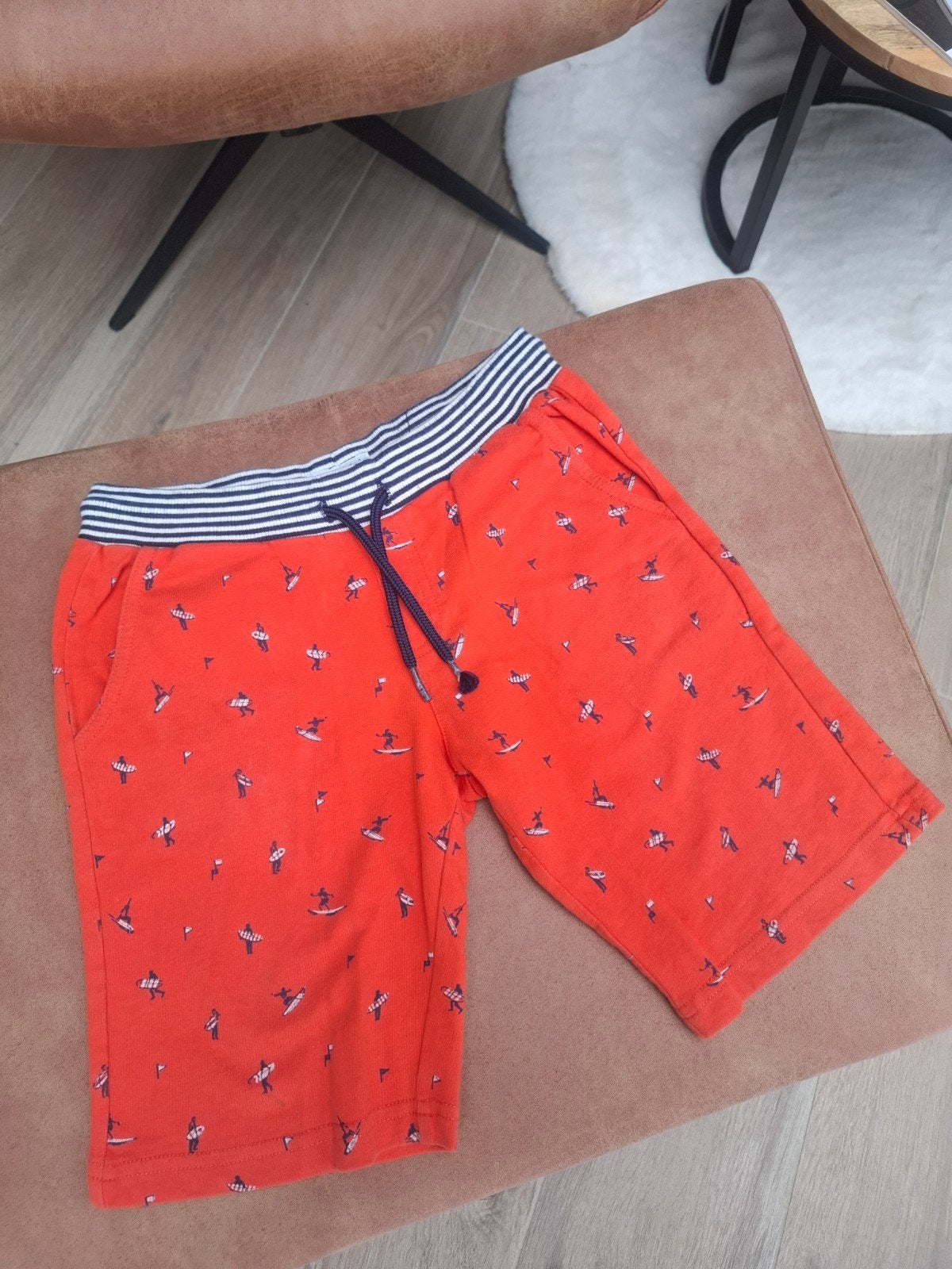 jongensshort merk mayoral maat 122, Ophalen