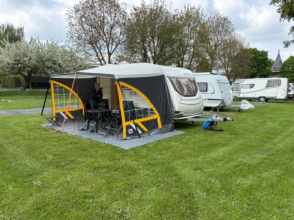 Chateau calista 390 bj 2003, Caravanes & Camping, Grand lit, Jusqu'à 4, Chateau, 5 à 6 mètres