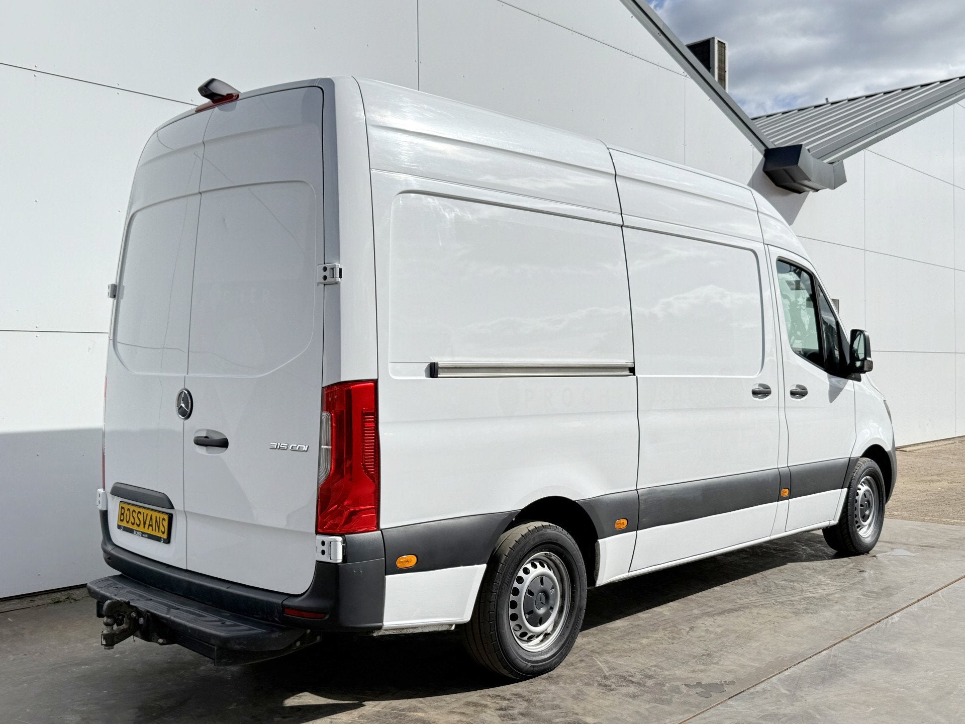 Mercedes-Benz Sprinter 315 1.9 CDI Automaat L2H2 Trekhaak Cl, Automaat, Gebruikt, 4 cilinders, 2000 kg