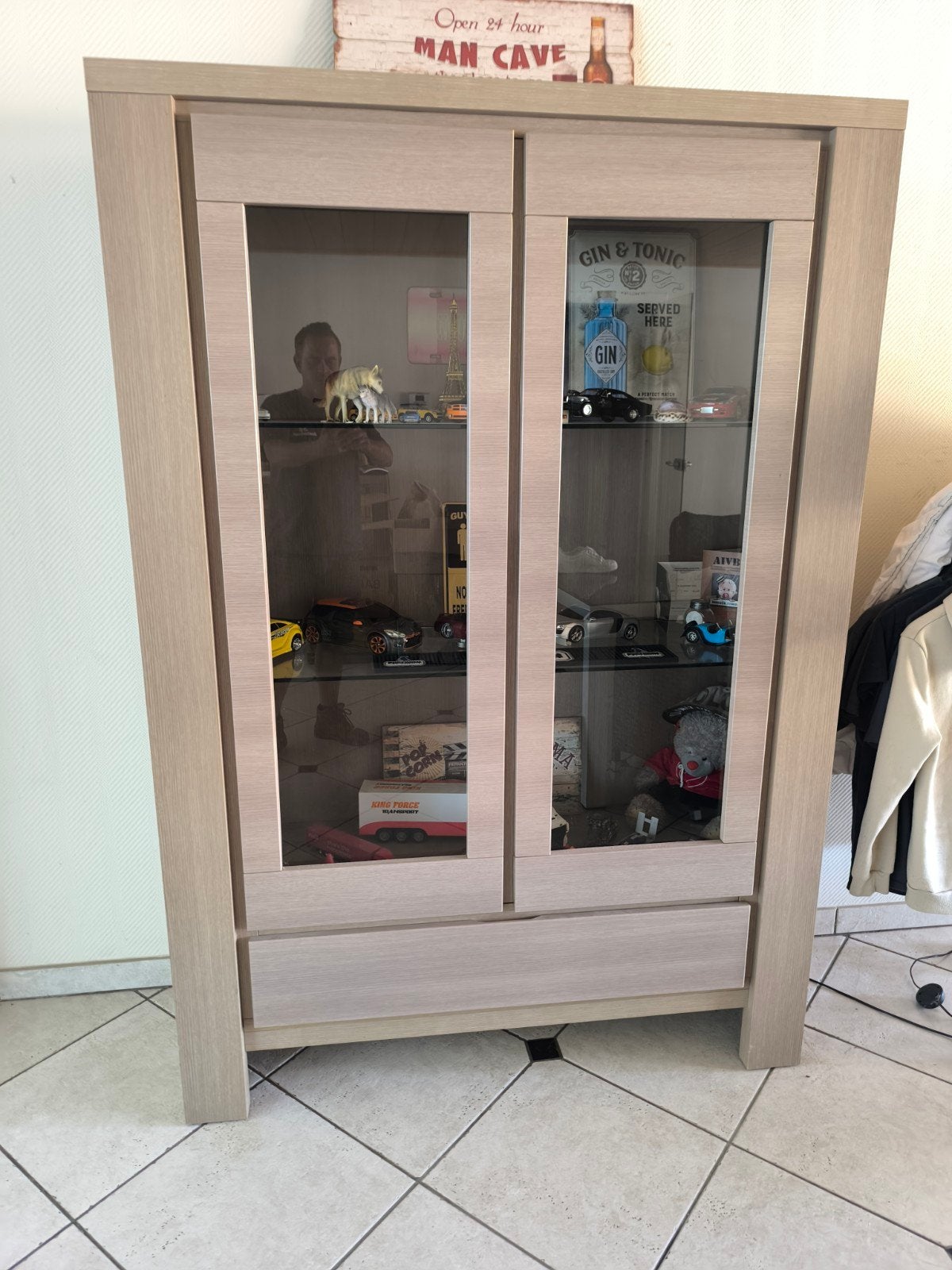 vitrinekast, Ophalen, Gebruikt