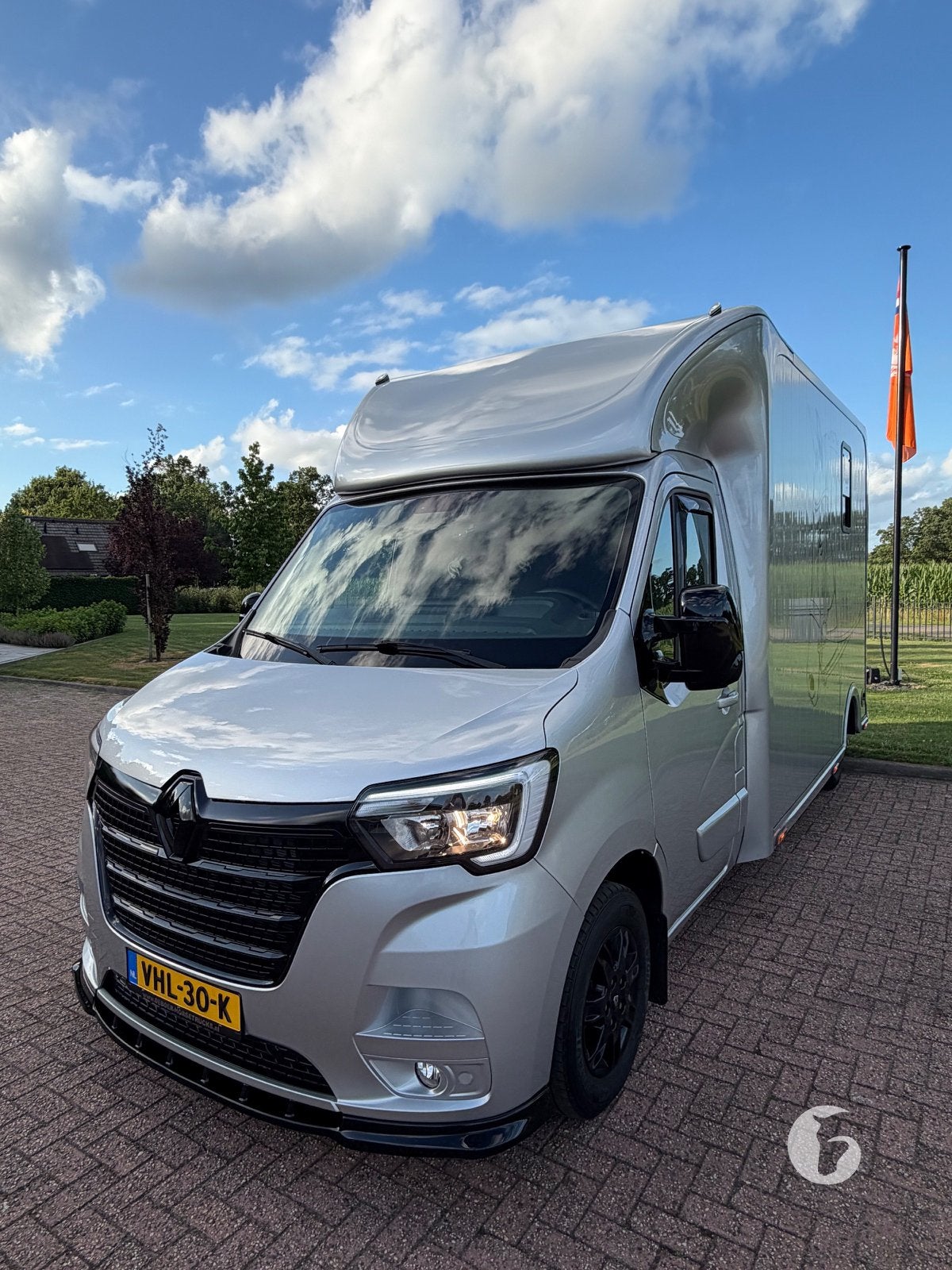 Nieuwstaat! Stoere Sodiak paardencamionette 2021 automaat!, Dieren en Toebehoren, Paarden en Pony's | Overige Paardenspullen, Ophalen