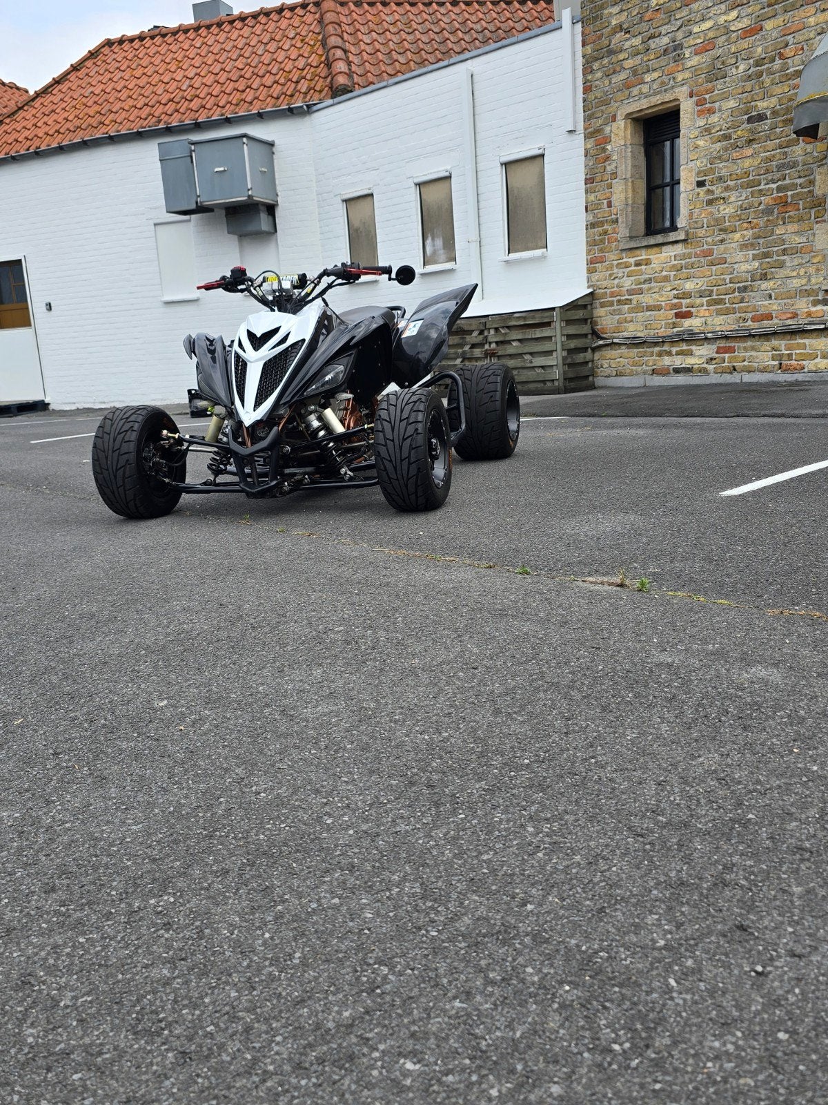 Yamaha raptor 700