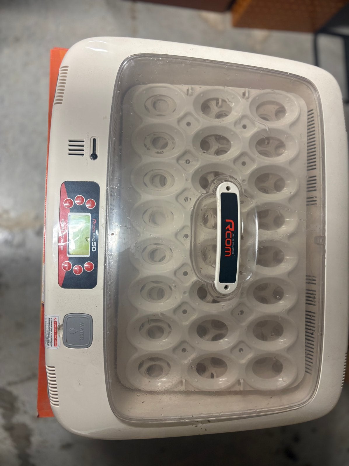Incubateur rcom 50 pro, Enlèvement, Comme neuf