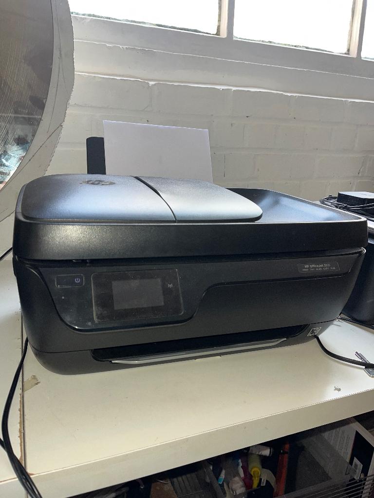 HP OfficeJet 3831, Enlèvement, Utilisé, Imprimante