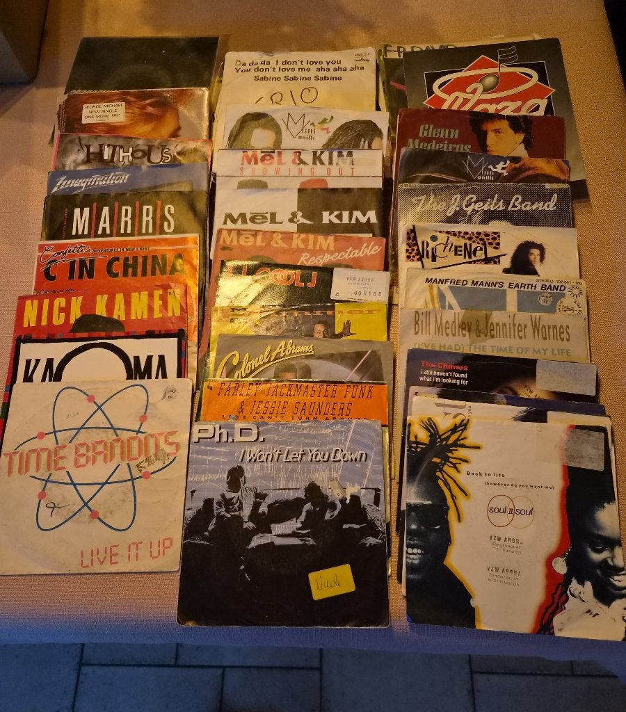 Lot van 70 singles, CD & DVD, Enlèvement ou Envoi, Utilisé, 7 inch