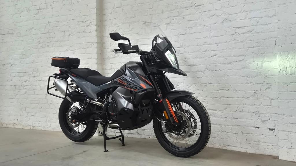 KTM 890 Adventure – Full Option @motomobilia, Motoren, 2 cilinders, 890 cc, Motorrijbewijs A, Bedrijf