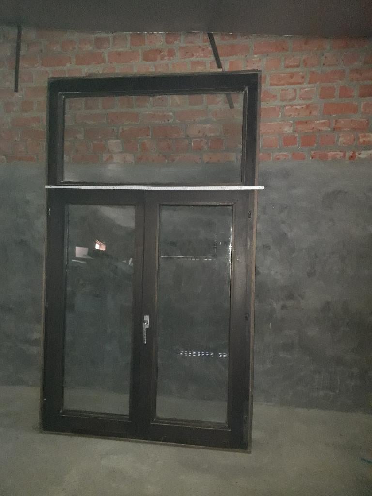 opendraaiend merranti raam, dubbel glas, vast bovenstuk, Doe-het-zelf en Bouw, Gebruikt, Raamkozijn, 150 tot 225 cm, Inclusief glas