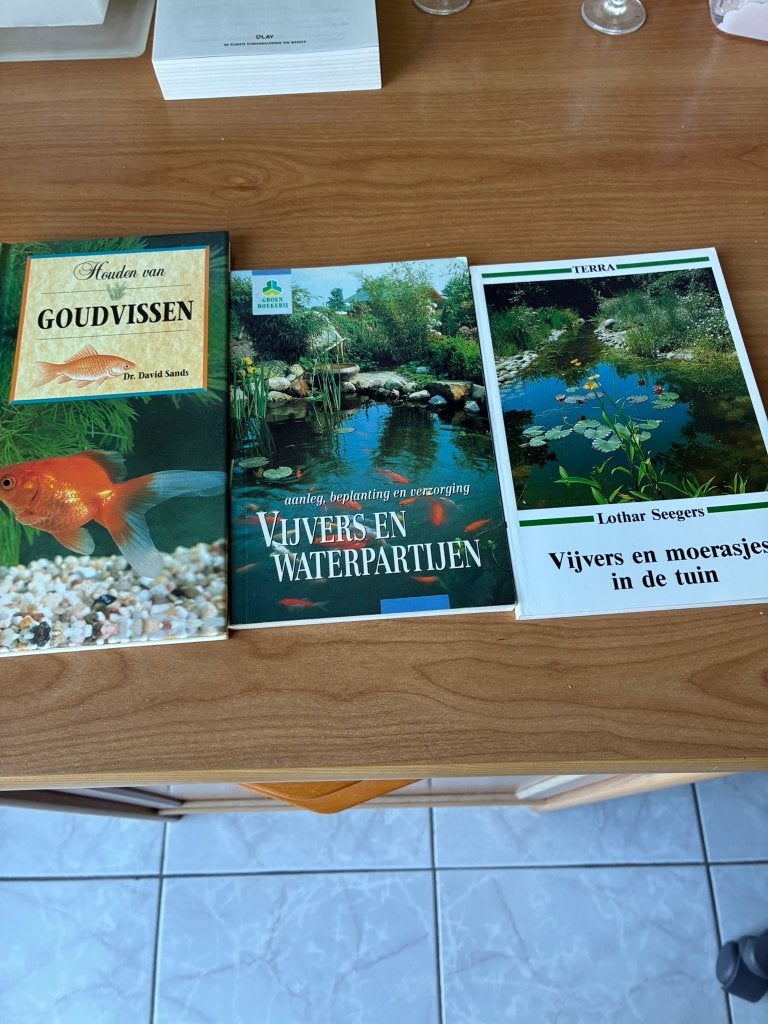3 boekjes over vijvertjes en goudvissen, Dieren en Toebehoren, Vissen | Vijvervissen, Goudvis(sen)