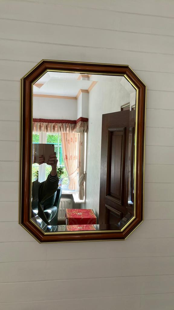 vintage achthoekige wandspiegel Hout goudkleurige bies, Huis en Inrichting, Woonaccessoires | Spiegels, Ophalen, Zo goed als nieuw