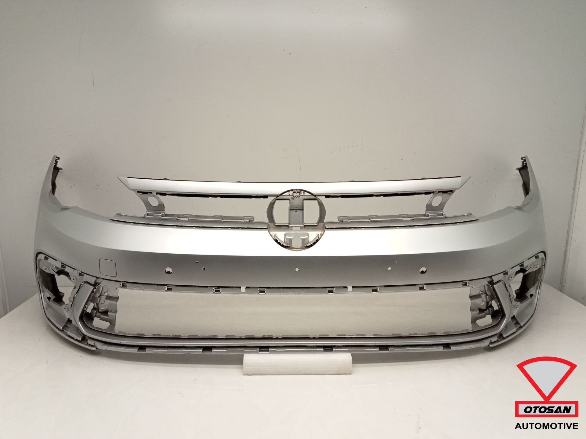 VW Polo 2g Facelift 2021+ Voorbumper Origineel! 4x PDC, Auto-onderdelen, Gebruikt, Volkswagen, Volkswagen AG, Vw@volkswagen.de