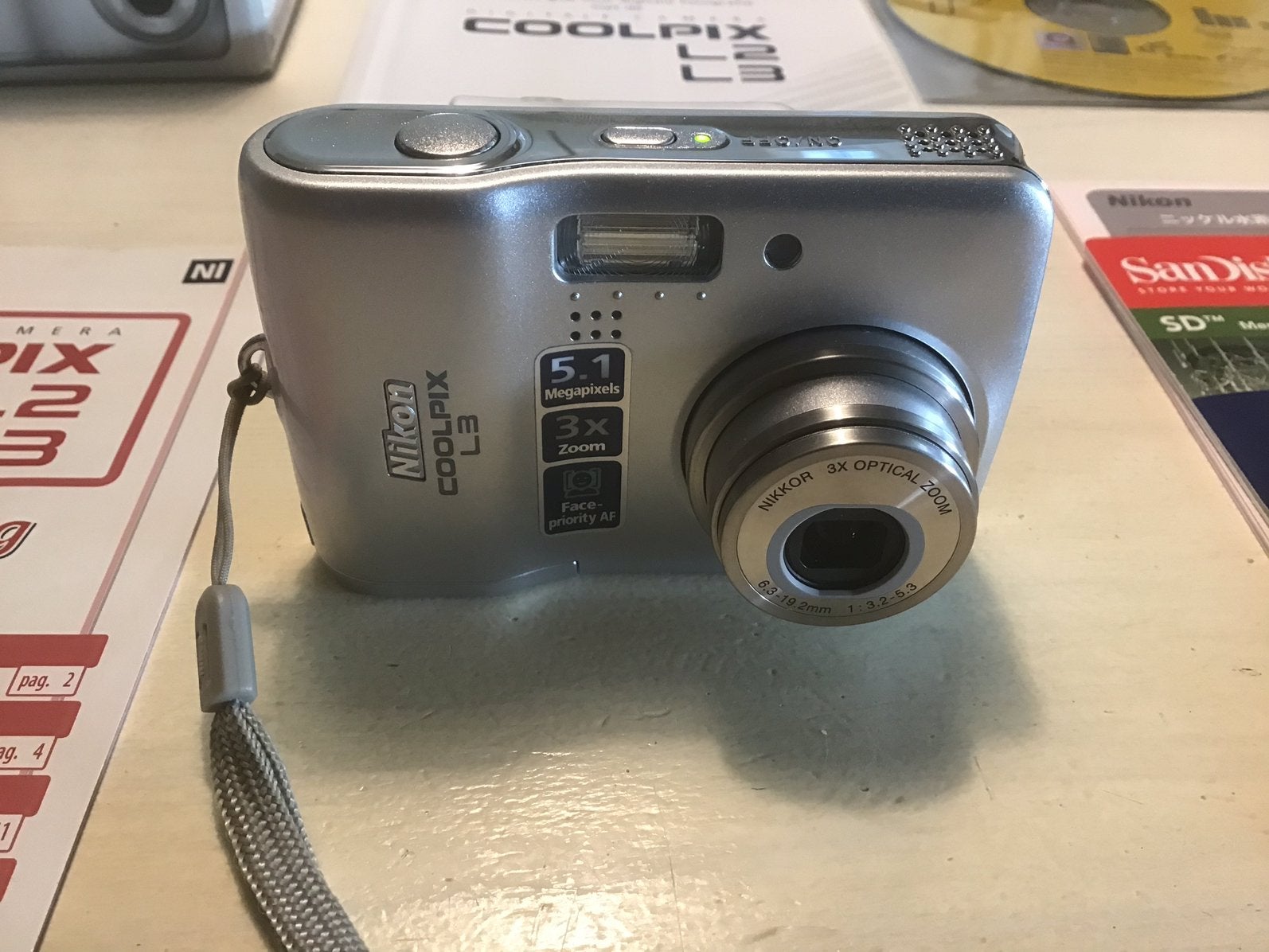 Nikon coolpix L3 digitale camera krasvrij incl bat, tasje., TV, Hi-fi & Vidéo, Appareils photo numériques, Moins de 4 fois, 5 mégapixels