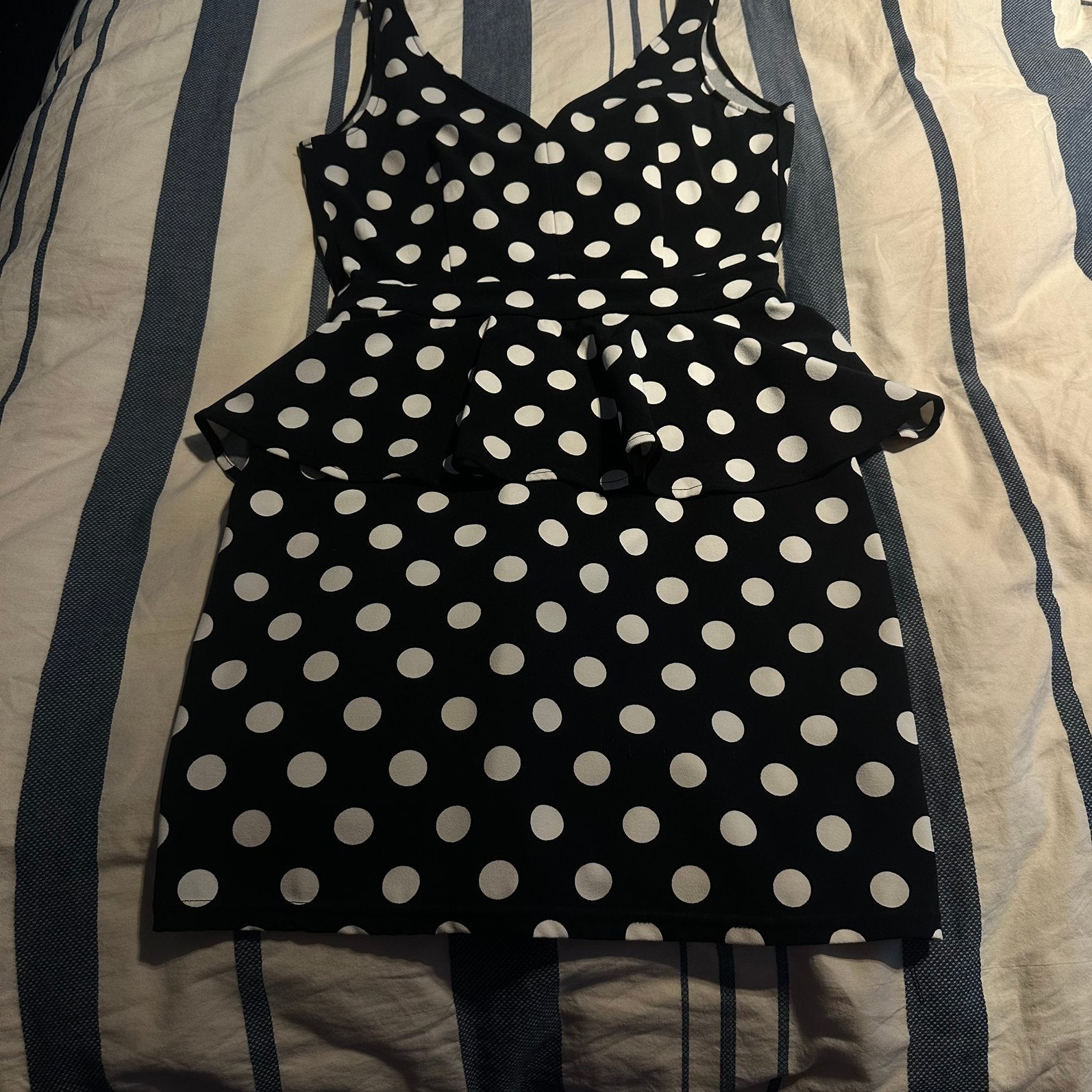 Belle robe cintrée pour femme à motif à pois taille M, Enlèvement ou Envoi, Comme neuf, Taille 38/40 (M)