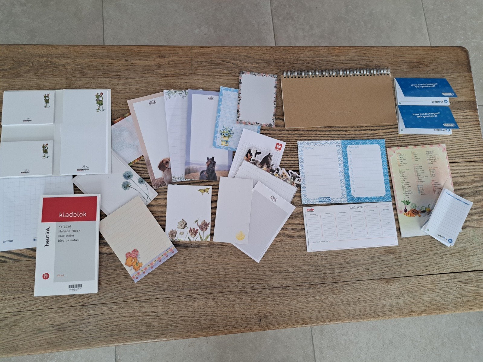 Verschillende notitieblaadjes - notitieblok - Weekplanners, Divers, Cahiers de notes, Enlèvement ou Envoi