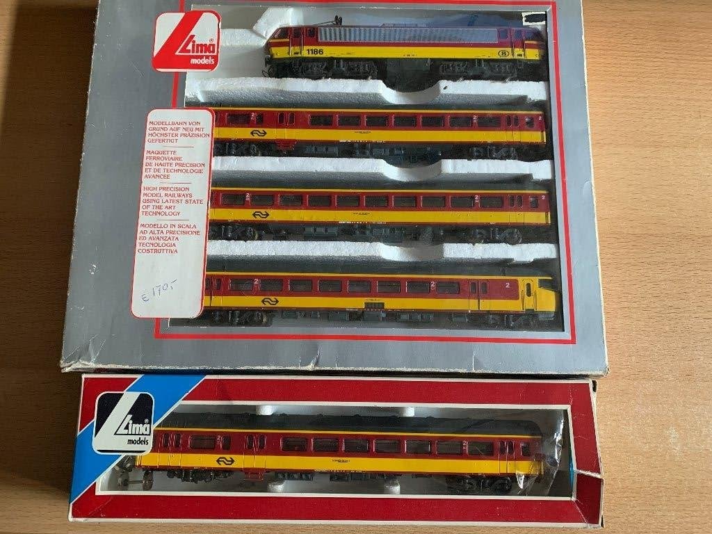 Lima H0 149817 - Benelux Treinset NS/NMBS 5 DELIG, Gelijkstroom, Ophalen of Verzenden, NS, Lima