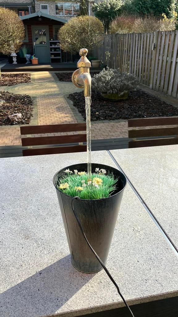 Mini fonteintje, Enlèvement, Utilisé