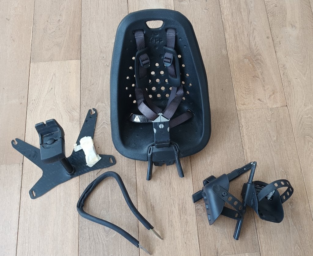 Adaptateur urban arrow mini yepp +mini yepp, 0 à 18 kg, Repose-pieds, Enlèvement, Utilisé
