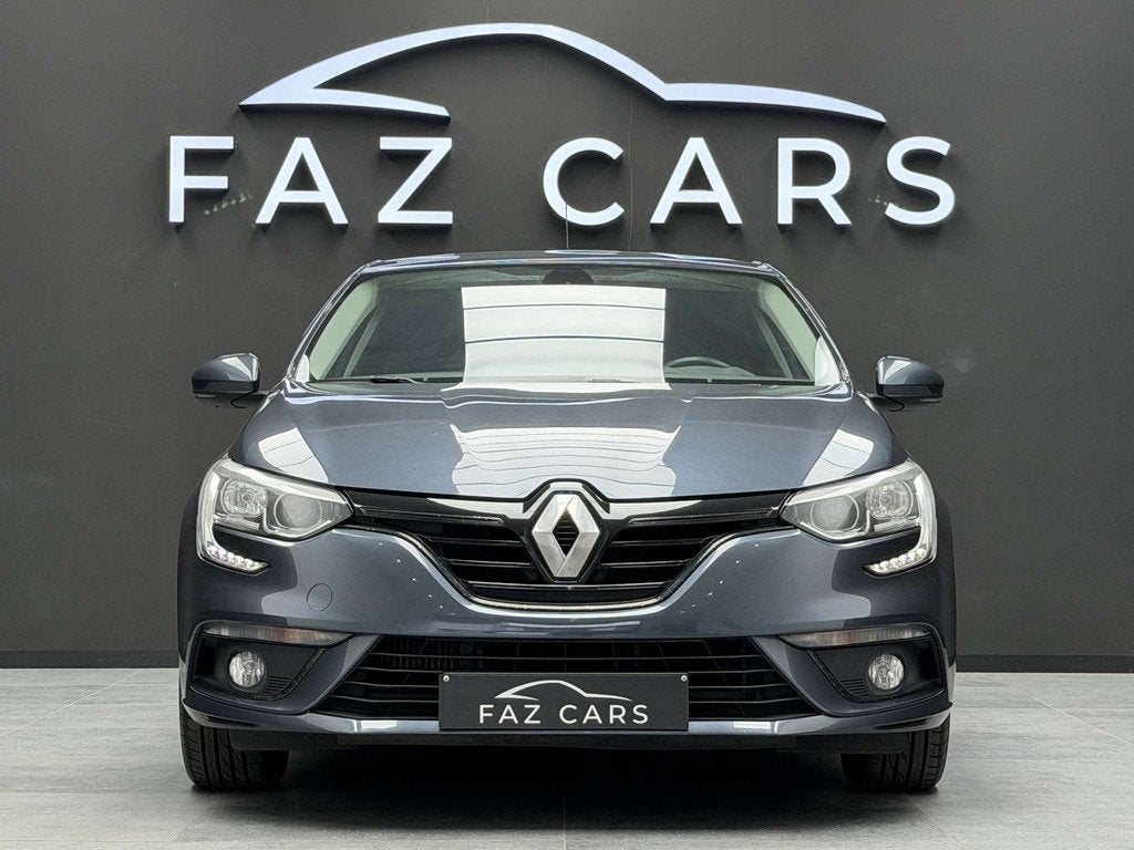 Renault Mégane * Réservé * (bj 2016), Auto's, Voorwielaandrijving, Stof, Gebruikt, 4 cilinders