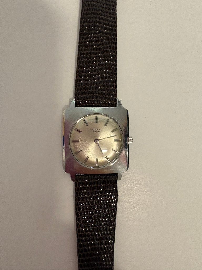 montre universal Genève vintage, Bijoux, Sacs & Beauté, Porte-monnaie & Portefeuilles, Enlèvement ou Envoi