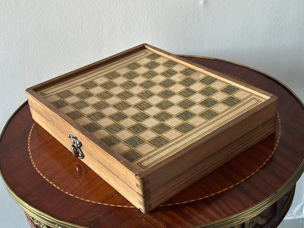 Ancien jeux, Enlèvement