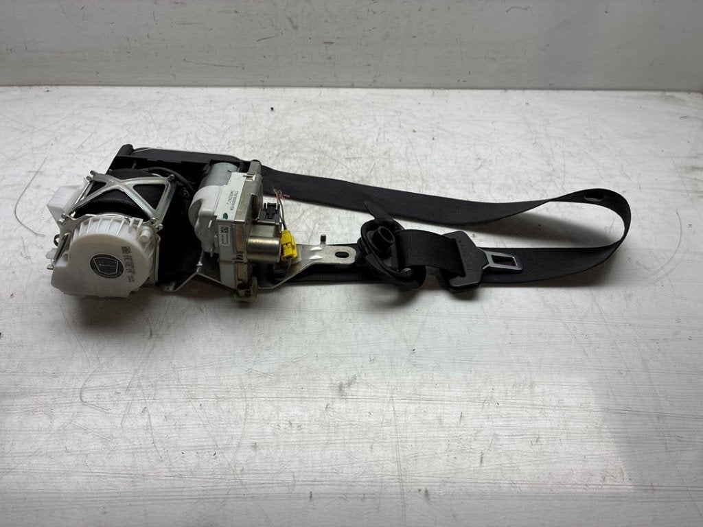 CEINTURE DE SECURITE AVANT GAUCHE Mercedes-Benz GLE (W166), Mercedes-Benz, Utilisé, Dialog.mb@mercedes-benz.com, Mercedes-Benz AG