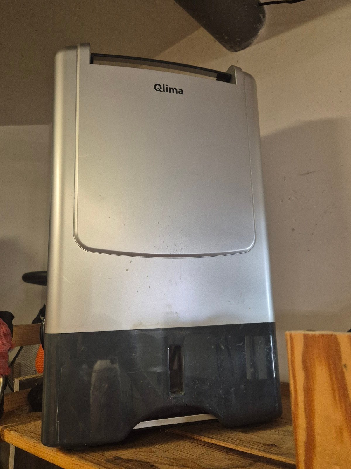 Qlima ontvochtiger, Elektronische apparatuur, Luchtbehandelingsapparatuur, Ophalen