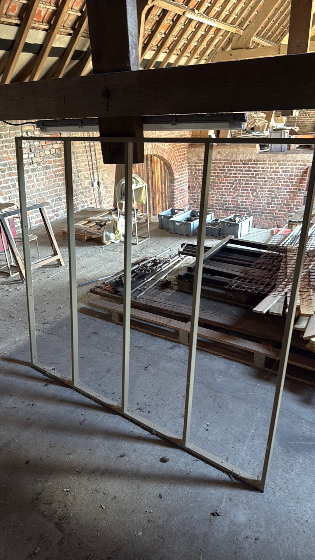 Stalen kader, Ophalen, Zo goed als nieuw