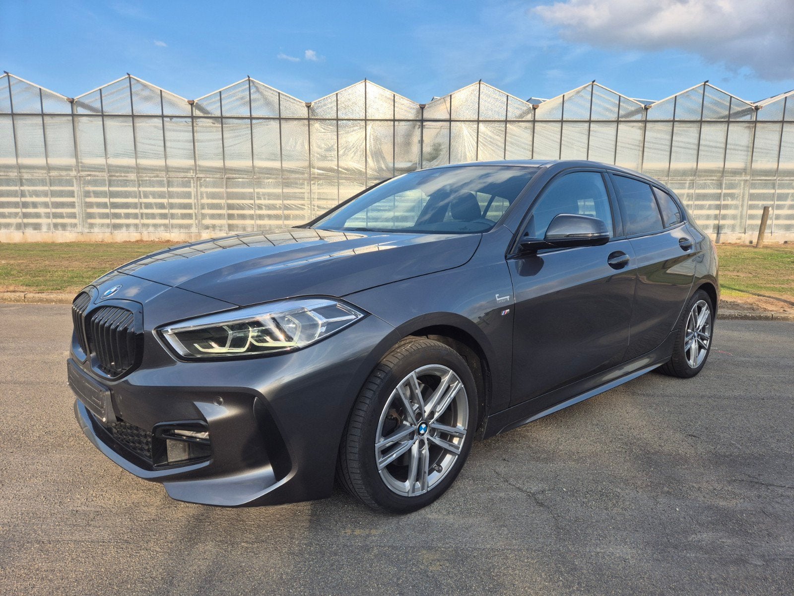 Bmw 118d Automaat M pakket bj 2022 Euro6 129Dkm Gekeurd, Dealer onderhouden, 1 Reeks, 4 cilinders, Leder en Stof