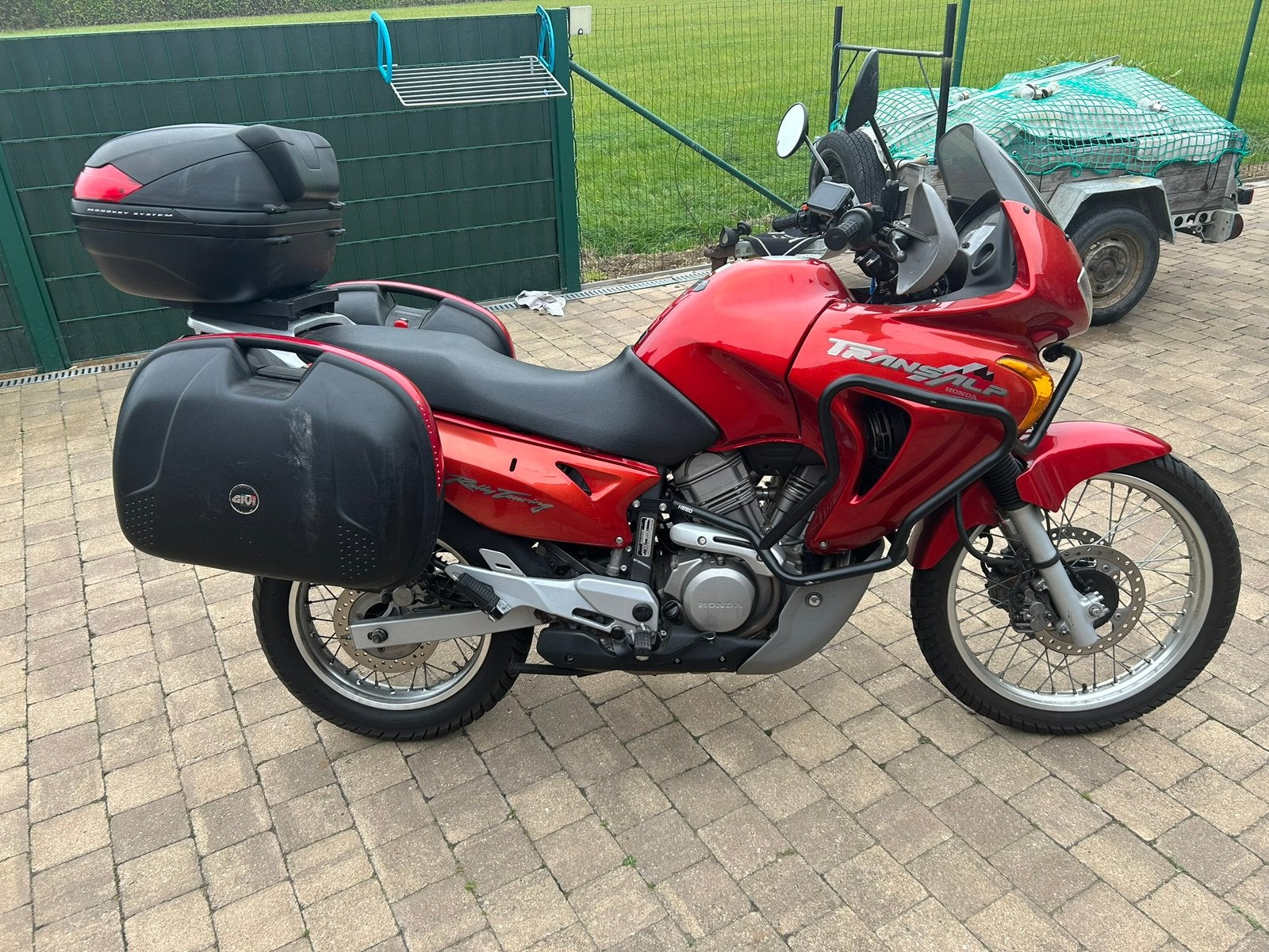 Honda transalp 650 xl, Motoren, 2 cilinders, Occasion, Motorrijbewijs A, Particulier
