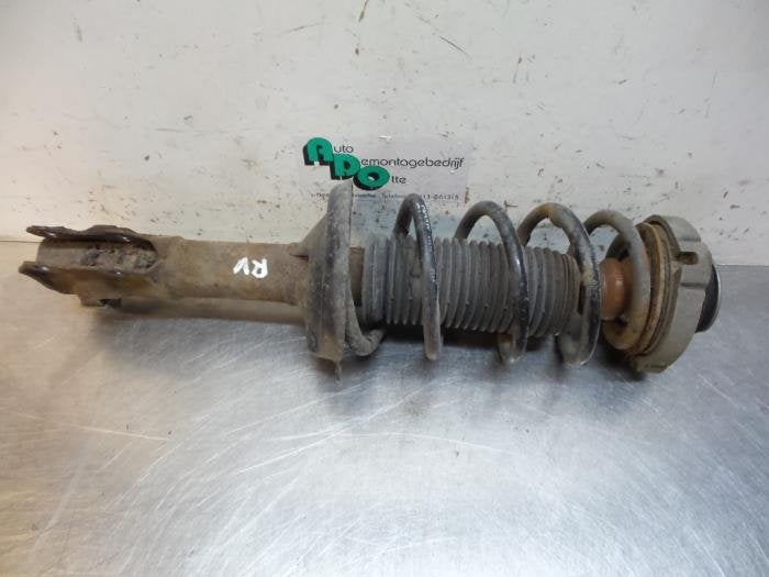 Barre amortisseur avant droit d'un Volkswagen Polo (Polo 99-, Autos : Pièces & Accessoires, Volkswagen, -, 3 mois de garantie