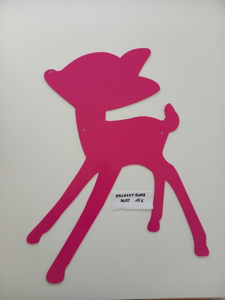 Magneetbord roze hert 59 x 45 cm voor kinderkamer, Huis en Inrichting, Ophalen, Zo goed als nieuw, Magneetbord